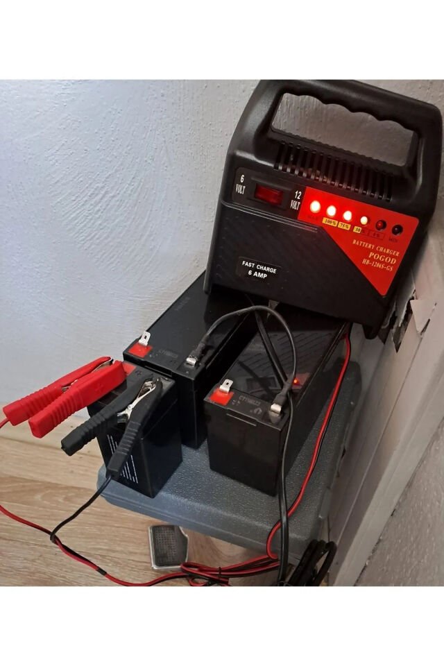 Akü Şarj Cihazı -  Araba Motosiklet Tekne Aküleri Akülü çocuk araçları için 6 Volt ve 12 Volt