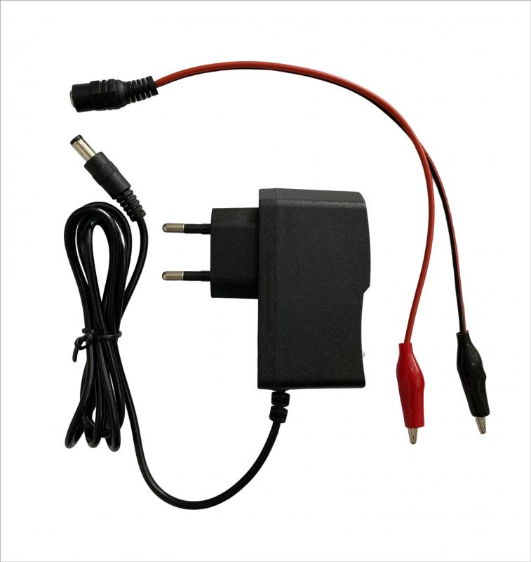 12%20Volt%20Akülü%20Araba%20Şarj%20Adaptörü%20Led%20Işıklı%20Dolum%20Bittiğinde%20Yeşil%20Işık%20Yanar%20LED%20IŞIKLI