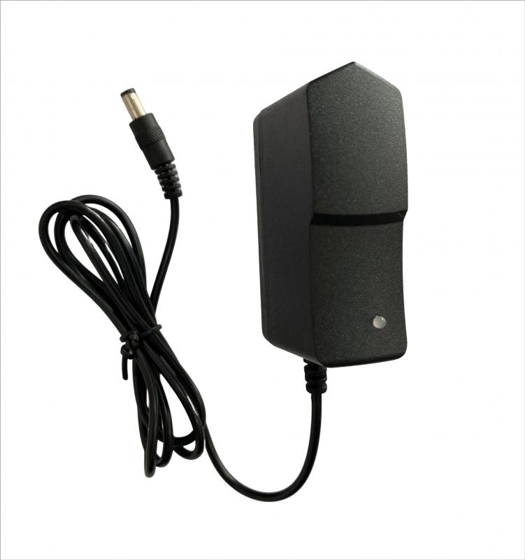 12%20Volt%20Akülü%20Araba%20Şarj%20Adaptörü%20Led%20Işıklı%20Dolum%20Bittiğinde%20Yeşil%20Işık%20Yanar%20LED%20IŞIKLI