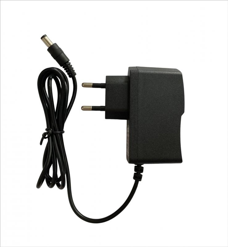 12%20Volt%20Akülü%20Araba%20Şarj%20Adaptörü%20Led%20Işıklı%20Dolum%20Bittiğinde%20Yeşil%20Işık%20Yanar%20LED%20IŞIKLI