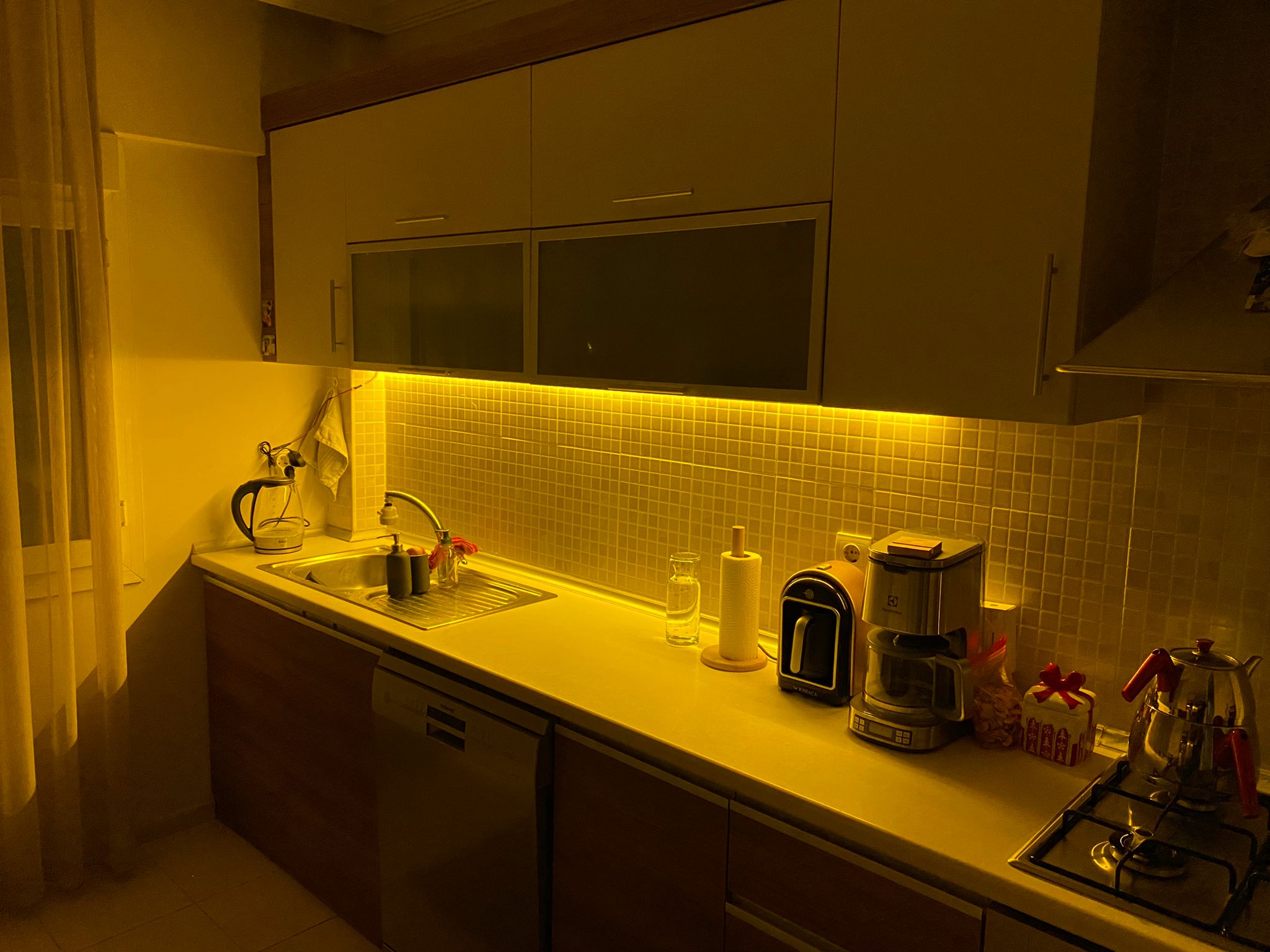 3%20Mt%20Amber%20Şerit%20Led%20+%2012V%20Adaptör%20Tak%20Çalıştır%20Aç%20Kapa%20Anahtarlı%203%20Metre