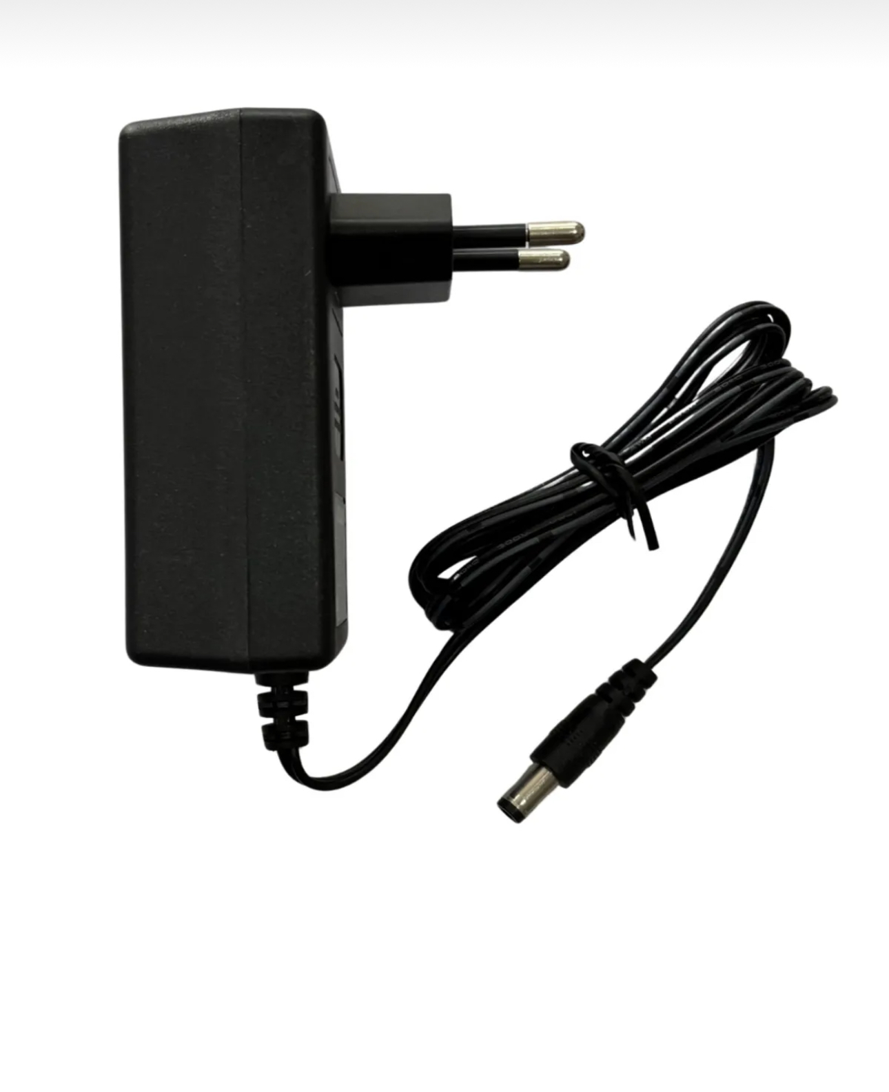 27 Volt Süpürge Şarj Adaptörü