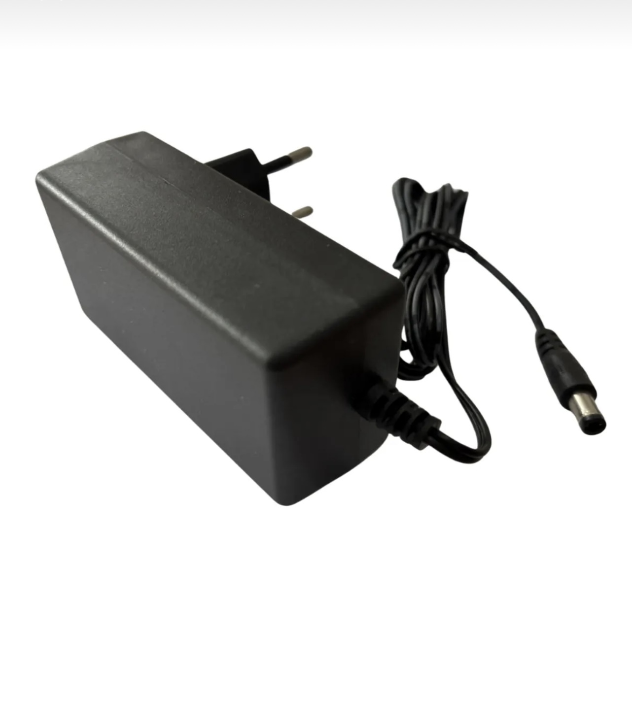 27 Volt Süpürge Şarj Adaptörü